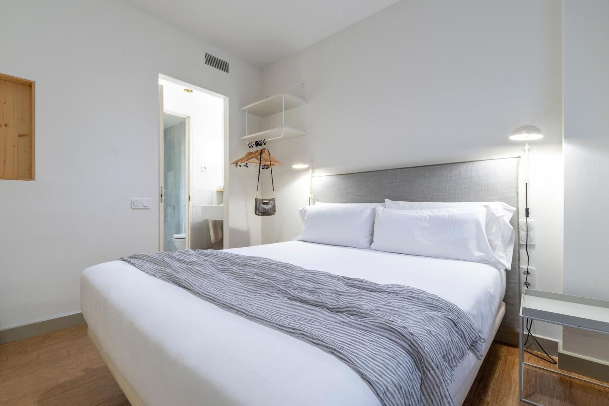 Aspasios City Oasis Apartments Барселона Экстерьер фото