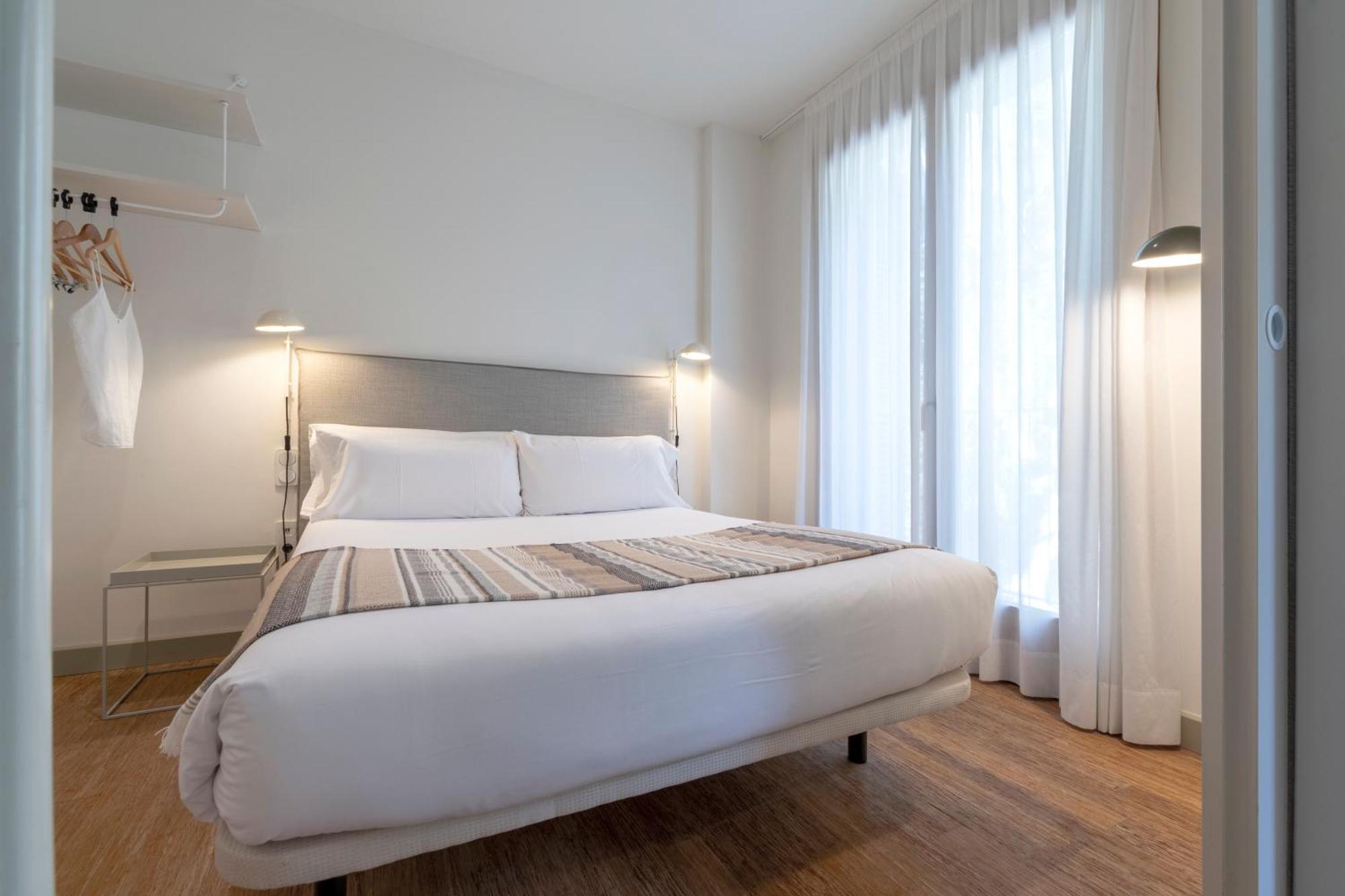Aspasios City Oasis Apartments Барселона Экстерьер фото