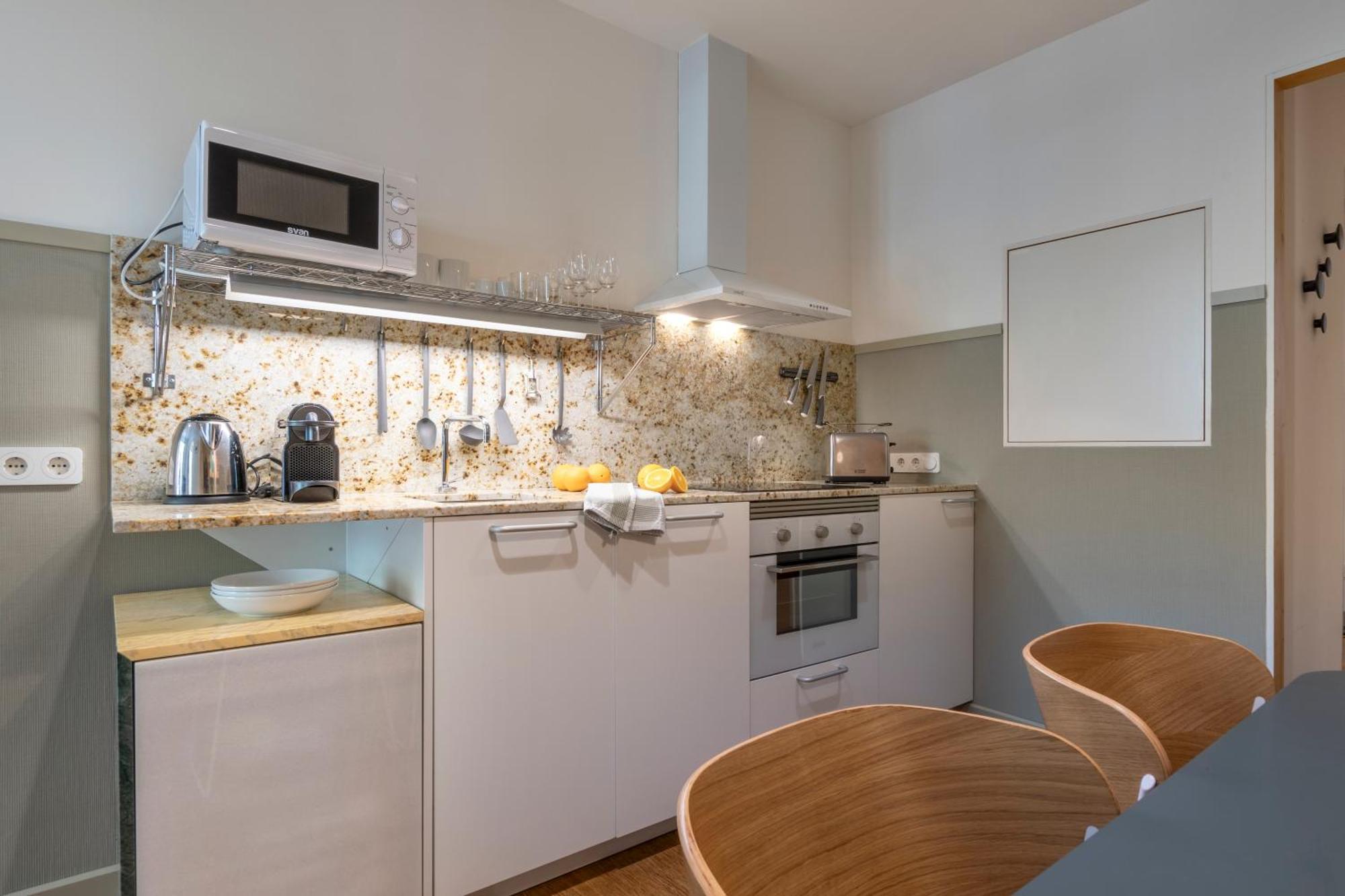 Aspasios City Oasis Apartments Барселона Экстерьер фото